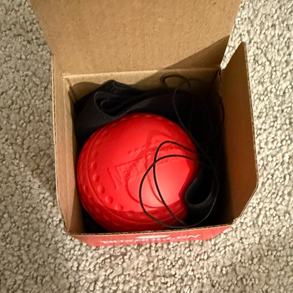 Boxbollen Red Box - Picture 2 of 2